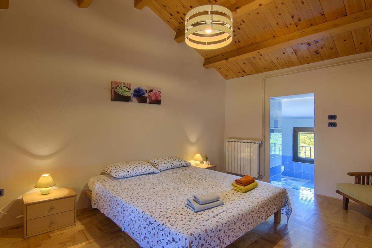 Holiday Home Kukurin Bale Bagian luar foto